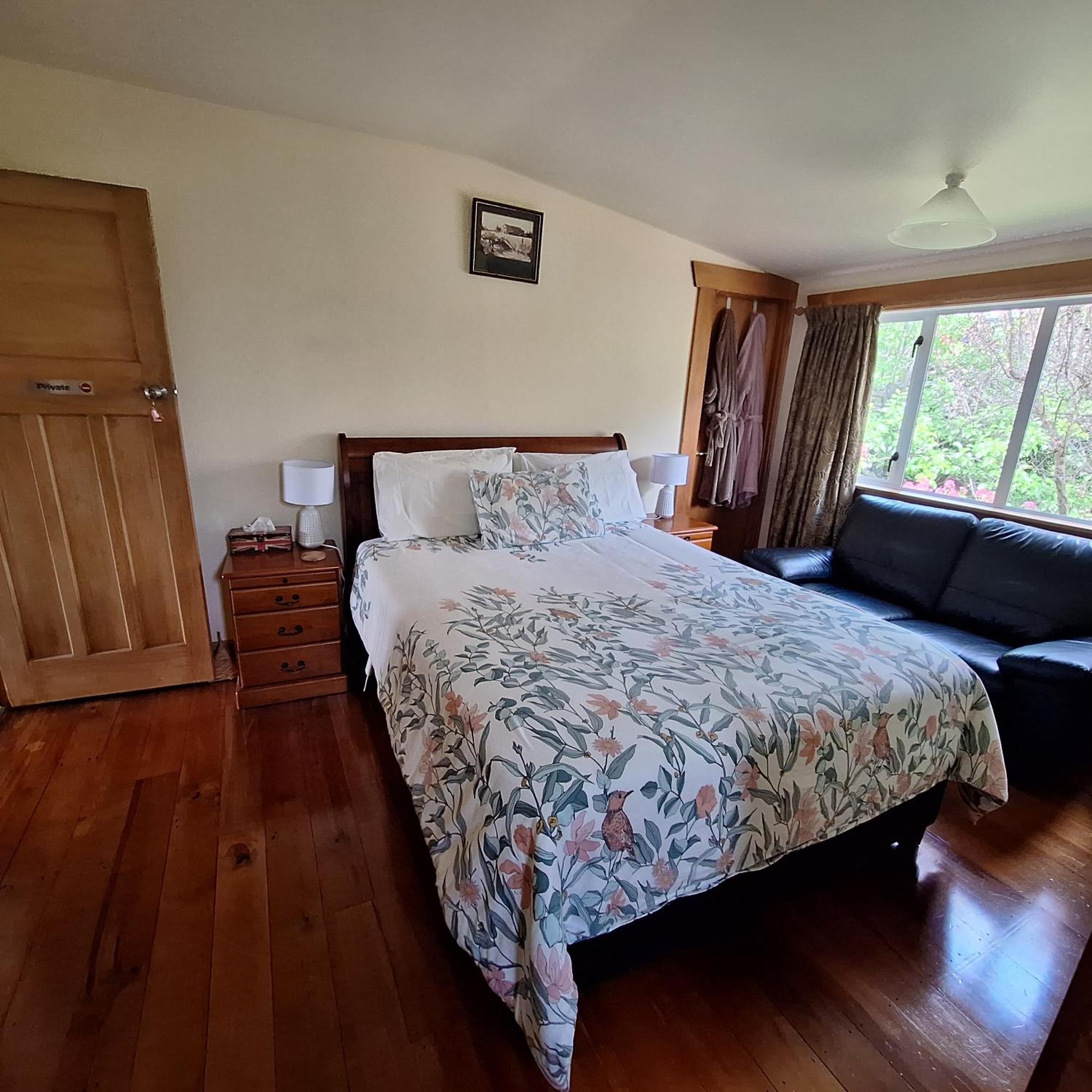 Renwick Olde Mill House B&B & Bike2Wine Cycle Hire מראה חיצוני תמונה
