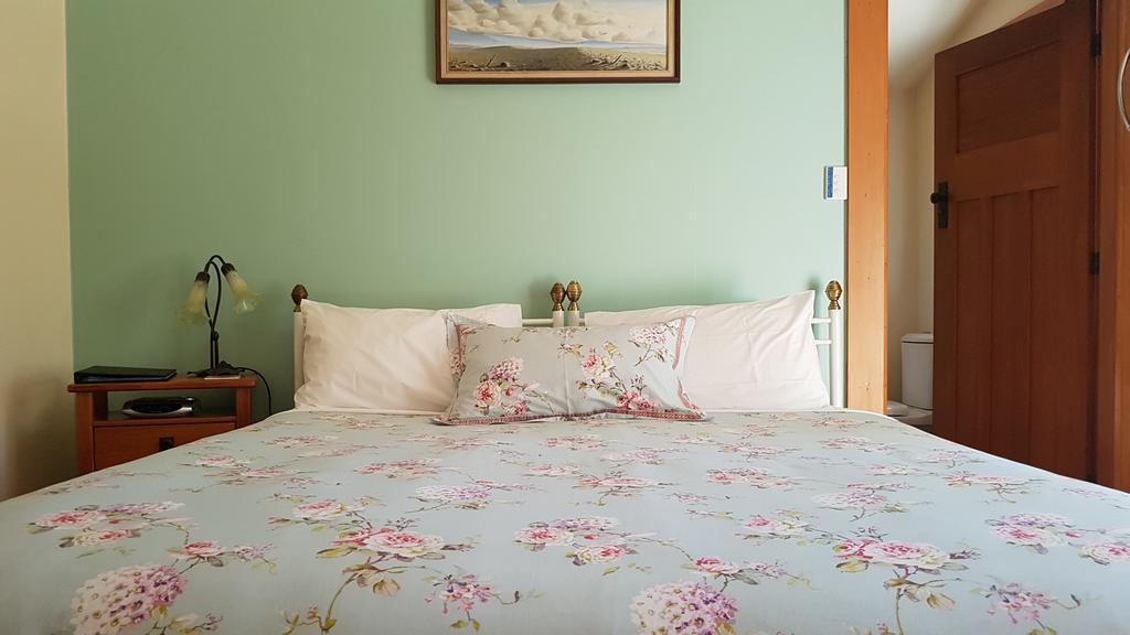 Renwick Olde Mill House B&B & Bike2Wine Cycle Hire מראה חיצוני תמונה