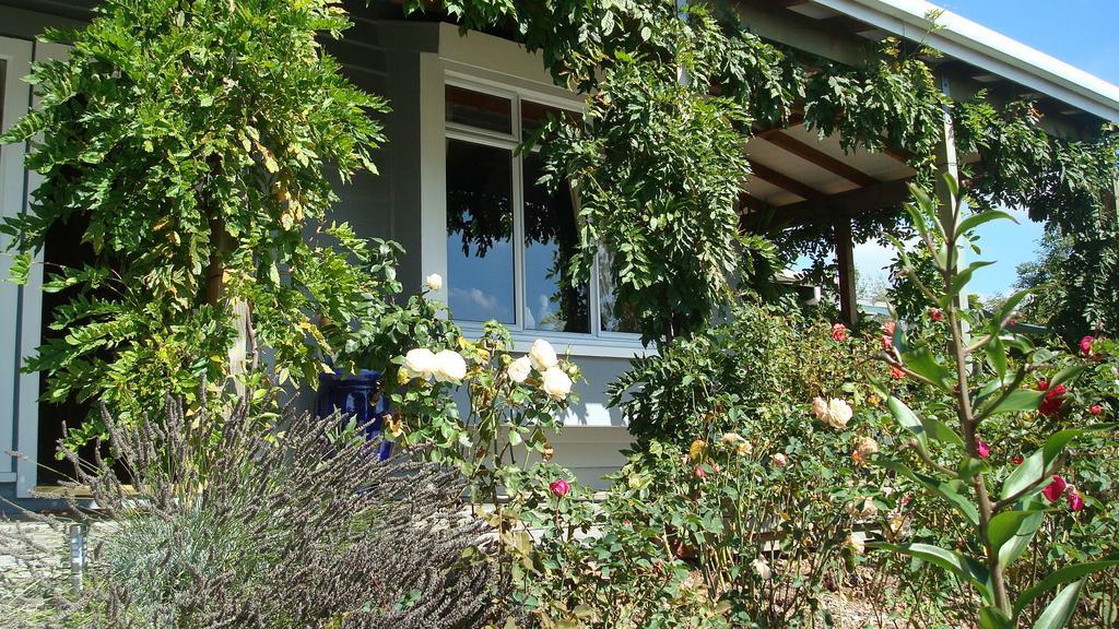 Renwick Olde Mill House B&B & Bike2Wine Cycle Hire מראה חיצוני תמונה