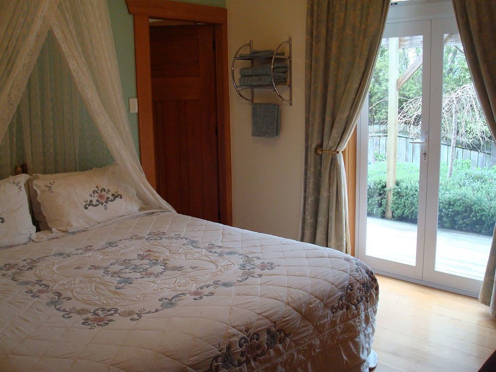 Renwick Olde Mill House B&B & Bike2Wine Cycle Hire מראה חיצוני תמונה