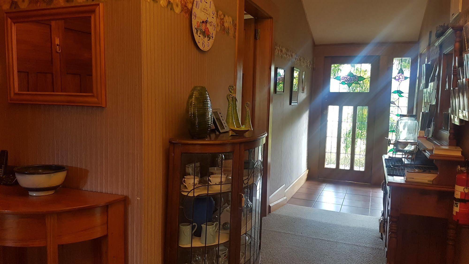 Renwick Olde Mill House B&B & Bike2Wine Cycle Hire מראה חיצוני תמונה